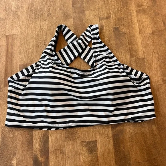 πGarage Sale 3 for $20 π Striped Double Support Bakini Top - Picture 1 of 1
